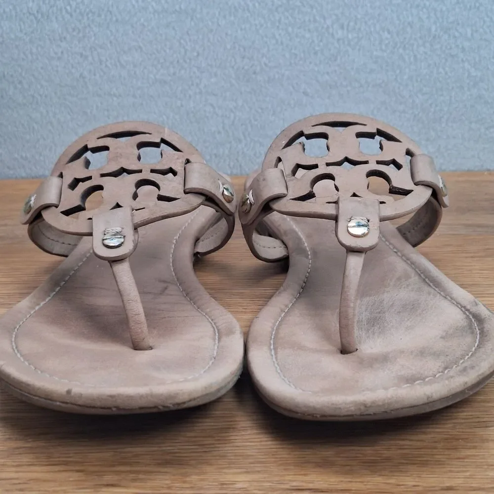Tory Burch Miller Thong Sandals Women 10.5 Tan Beige Leather Logo Flip Flops